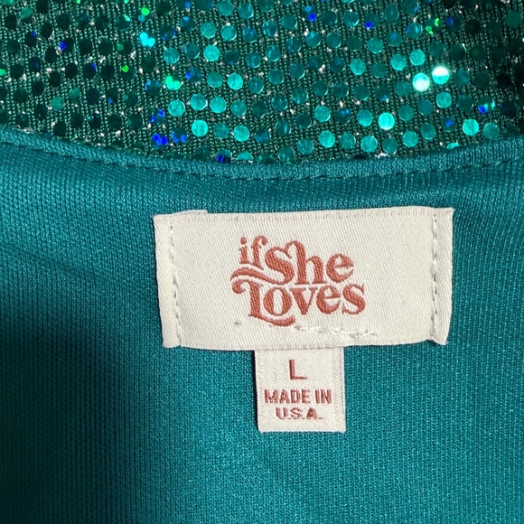 If She Loves Blue-Green Sequin V-Neck Dazzling Festive Crop Top Size L- USA - Picture 8 of 9